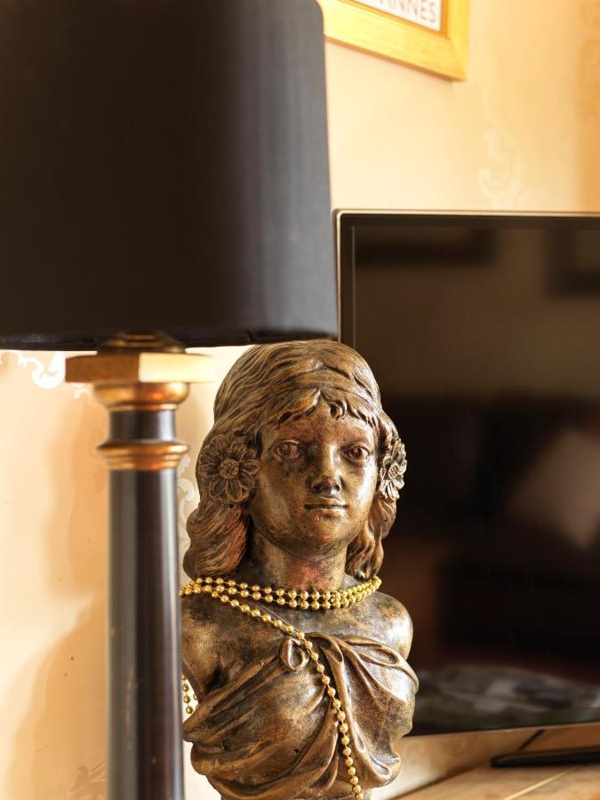 Howarth House ลิธึม เซนต์ แอนน์ส ภายนอก รูปภาพ