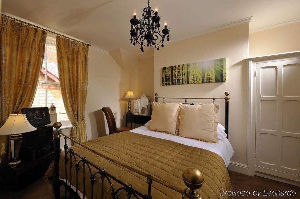 Howarth House ลิธึม เซนต์ แอนน์ส ภายนอก รูปภาพ